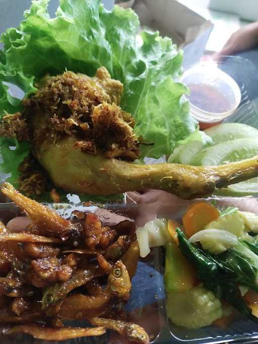 Warung Makan Nabila Snack Dan Catering 9