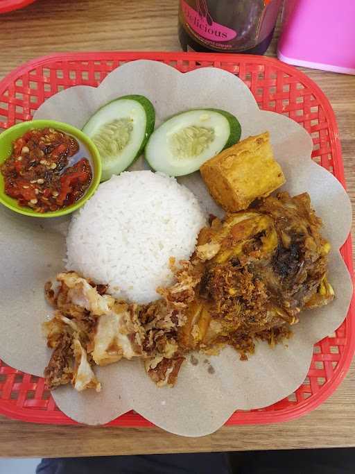 Ayam Goreng Pak Boss Banjar 8