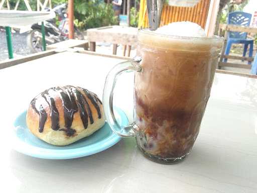 Kedai Pempek Dan Roti Bangsawan 6