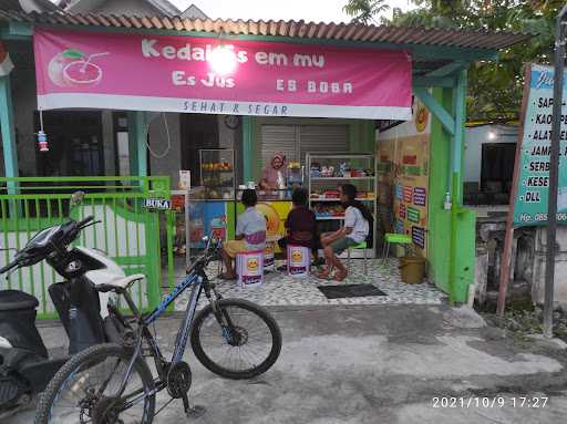 Jus & Boba Kedai Es Em-Mu 10