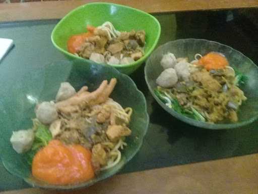 Bakso & Mie Ayam Argo 3