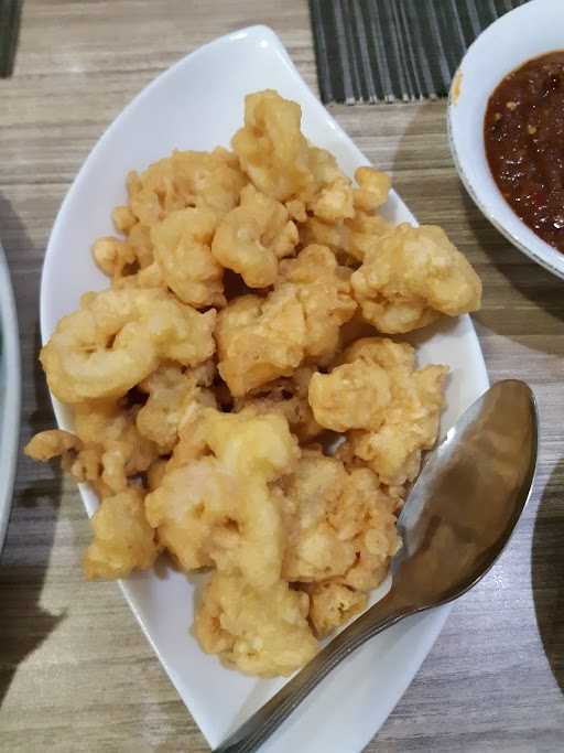 H. Moel Seafood Sudarsono 2