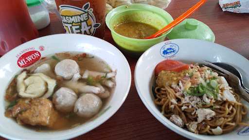 Mie Yamien Pemuda 8