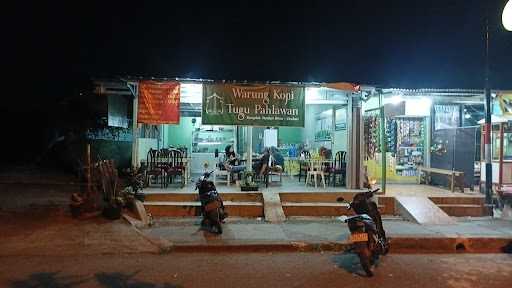 Warung Kopi Tugu Pahlawan 10