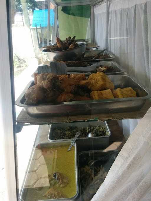 Warung Nasi Ibu Aliyah Yasmin 2