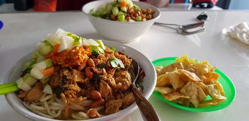 Miraos Mie Ayam Dan Bakso 1