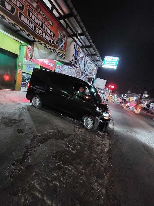 Warung Makan Bang Doel 4