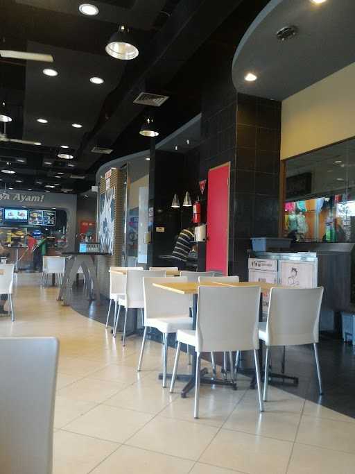 KFC - Bandung Trade Mall 8