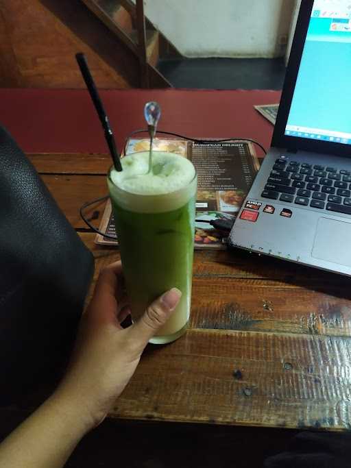 Warung Ngopi 821 4