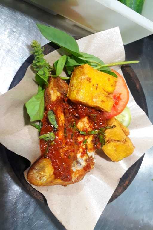 Ayam Goreng Penyet Mak'Pon 8