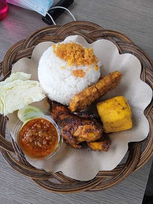 Ayam Kremes Kawaluyaan 6