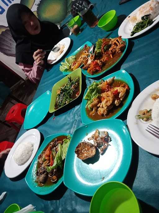 Cahaya Laut Seafood 9