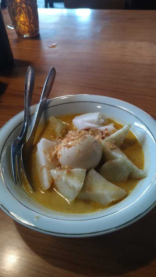 Lontong Kari Prasaja 10