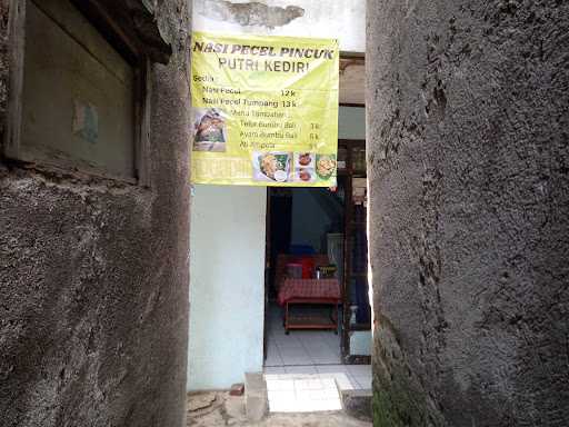 Nasi Pecel Pincuk Putri Kediri 9