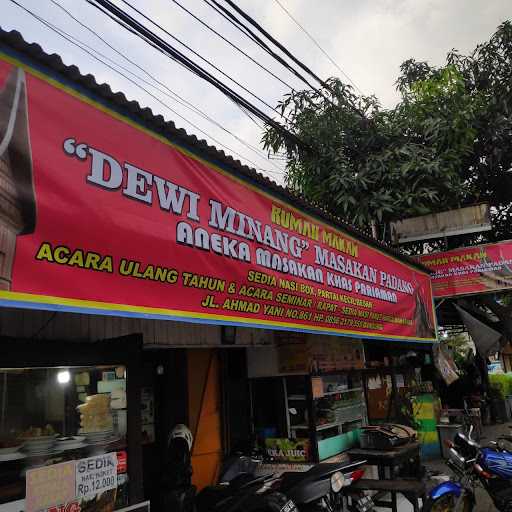 Ruman Makan Dewi Minang 9