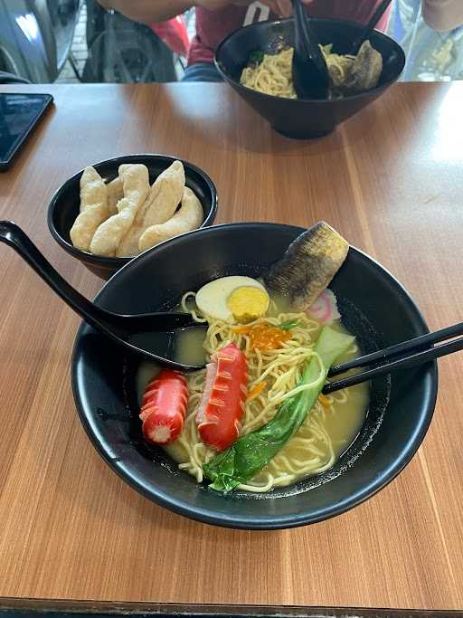 Shifu Ramen Antapani 8