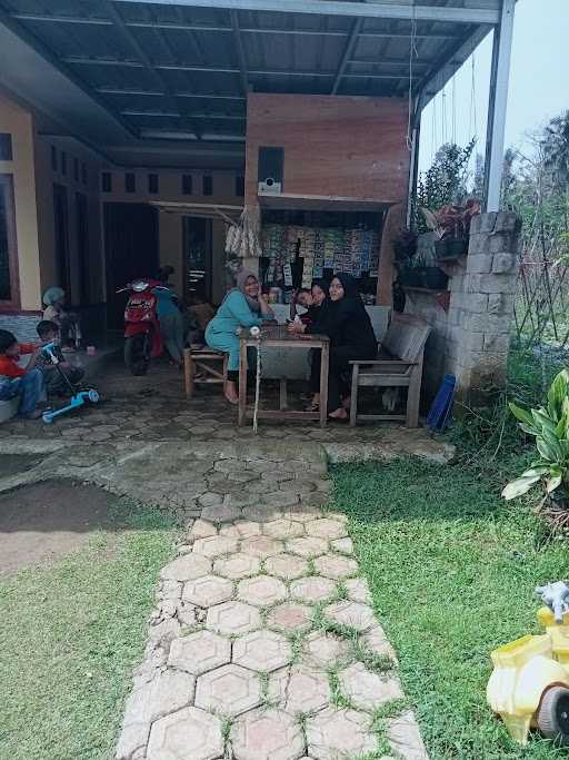 Saung Seblak Baraya 1