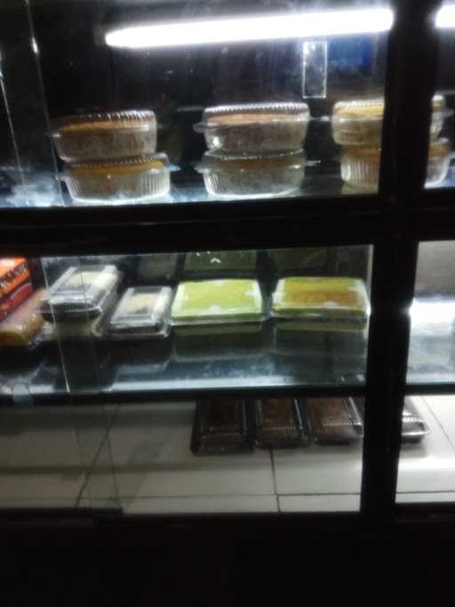 Dapur Kue Almubin 10