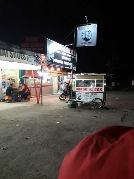 Lesehan Baso Kotak Pak Kumis 7