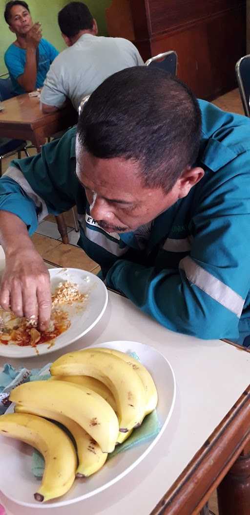 Rumah Makan Padang Family Sakato 1