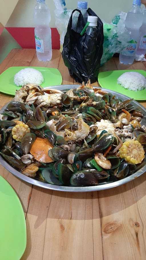 Seafood Kerang Bucin 7