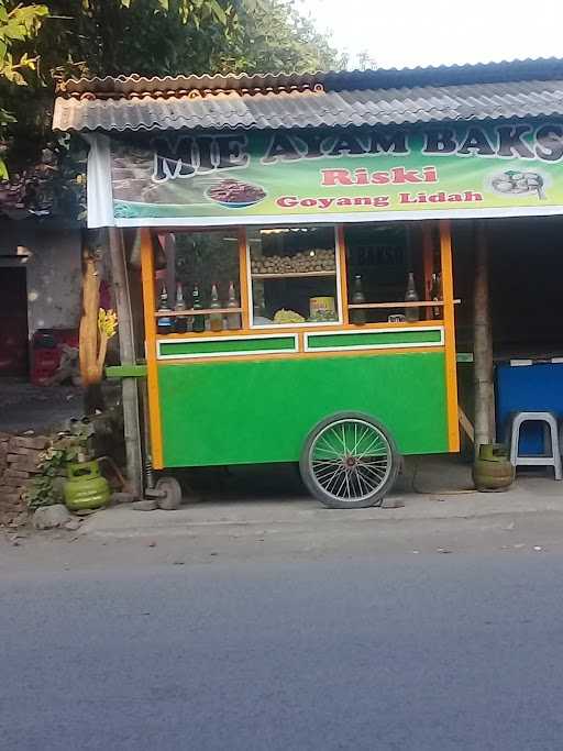 Mie Ayam Bakso Riski Goyang Lidah 4