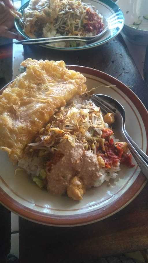 Warung Nasi Lengko Mbok Temu 5