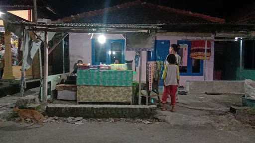 Warung Seblak Ibu Masniri 3