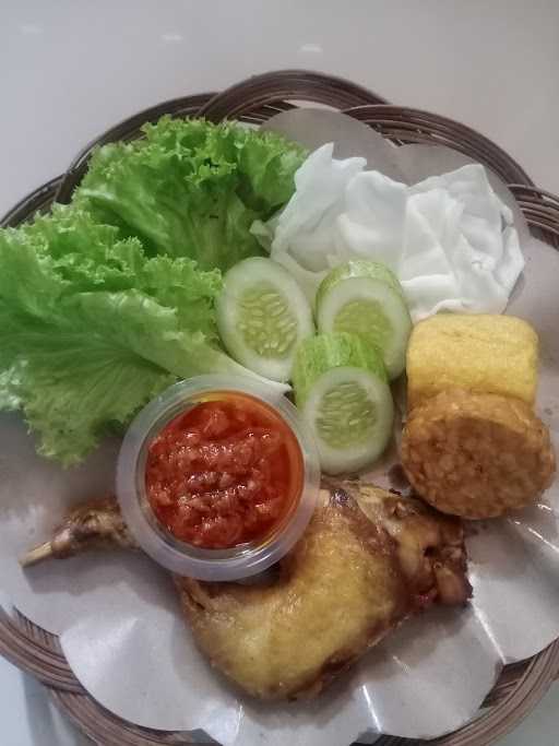 Digoda Ayam Penyet Rama 1