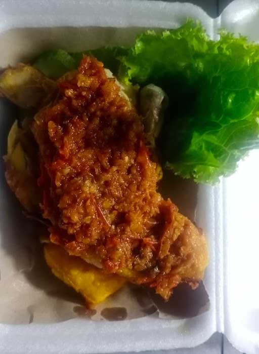 Digoda Ayam Penyet Rama 3