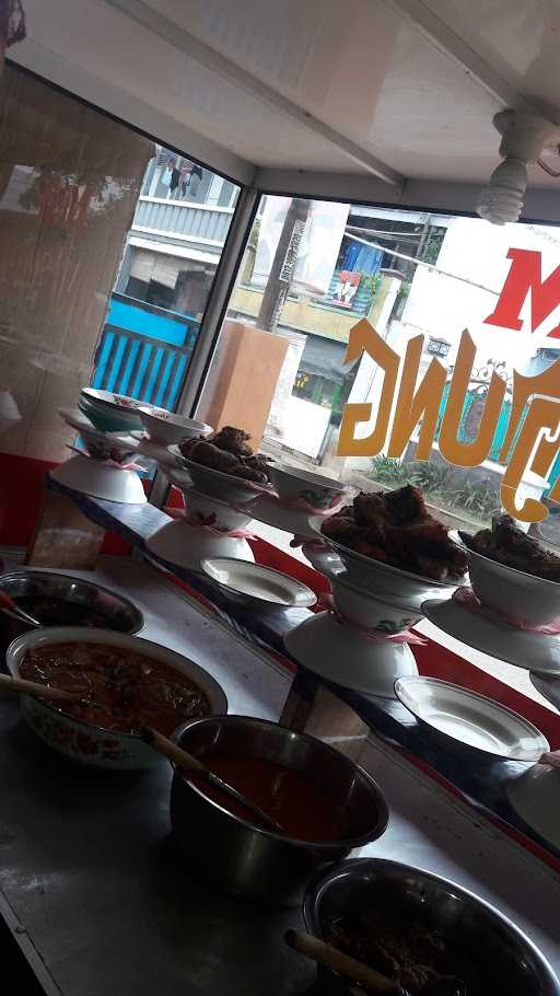 Rumah Makan Nanjung Masakan Padang 4