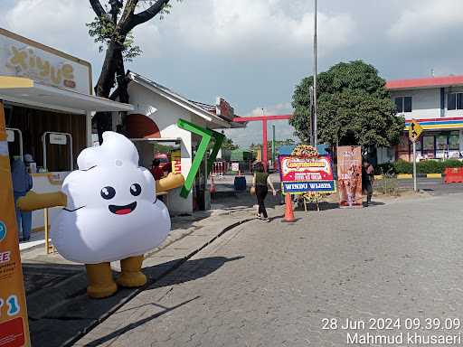 Xiyue Ice Cream And Happiness 2