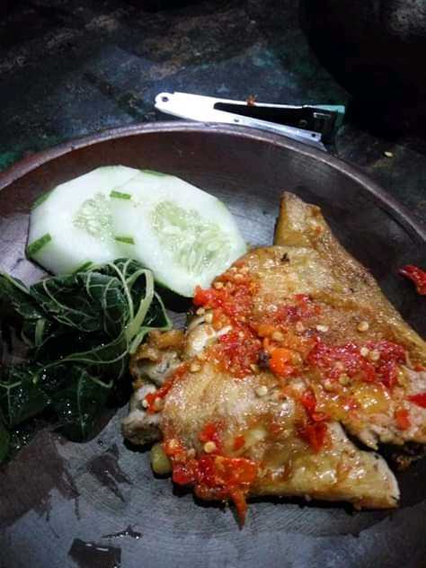 Ayam Penyet Mbak Nik 8