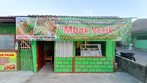 Nasi Gudangan Lethok Mbak Yeti 5