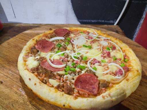 Pizza Tiga Satu 10