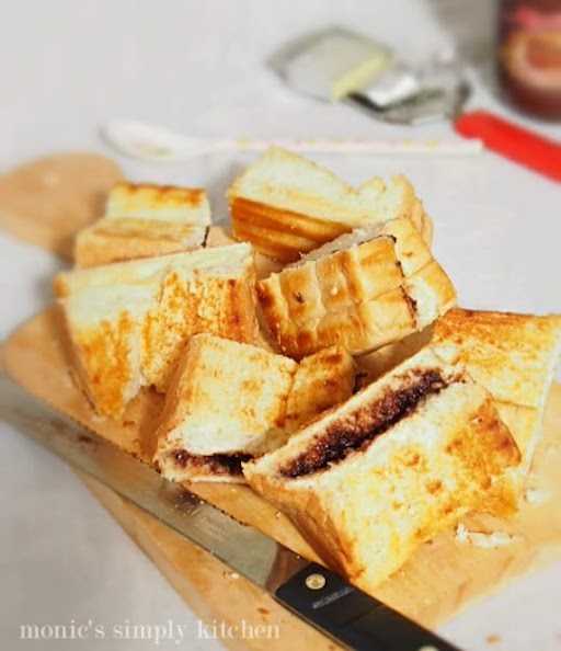 Roti Bakar Tiara 6