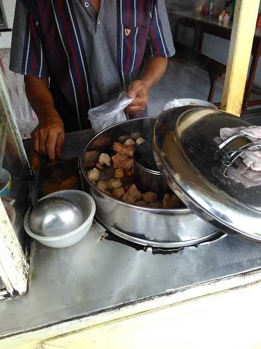 Warung Bakso Pak Saji 9