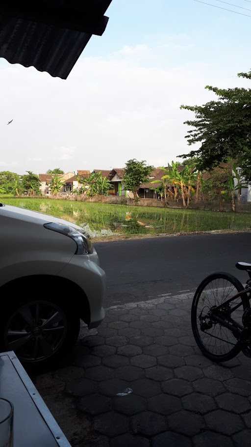 Warung Soto Bebek Jumirah 9