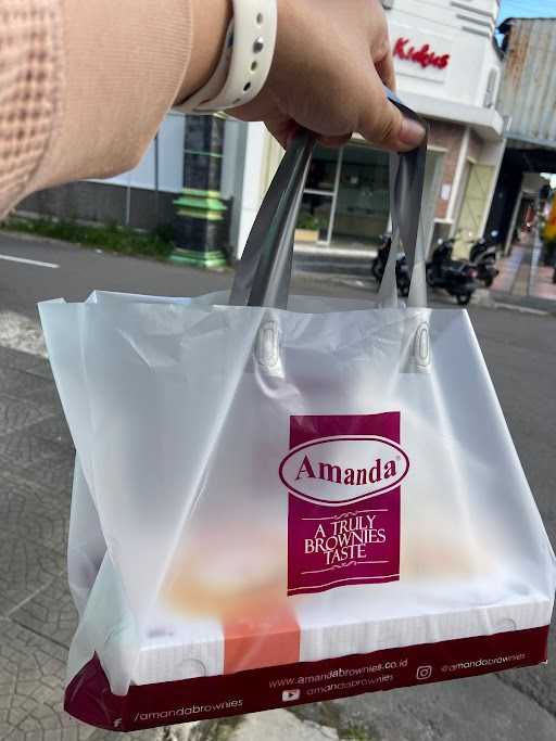 Outlet Amanda Brownies - Klaten 1