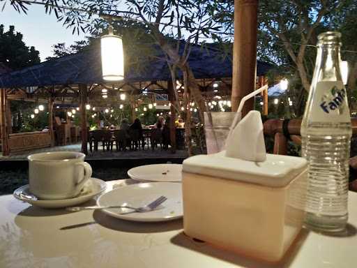 Kafe Kopi Sawah 9