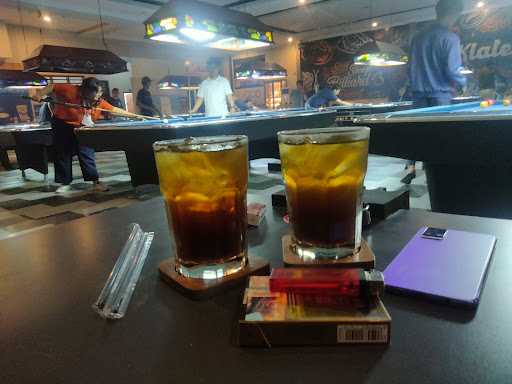 Kla10 Cafe & Billiard 4