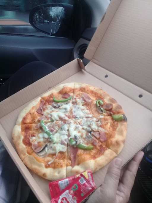 Street Pizza Klaten 8