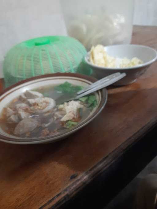 Bakso Nuklir 10