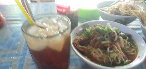 Mie Ayam Ao 1