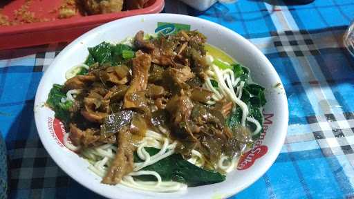 Mie Ayam & Bakso Ganesa 8