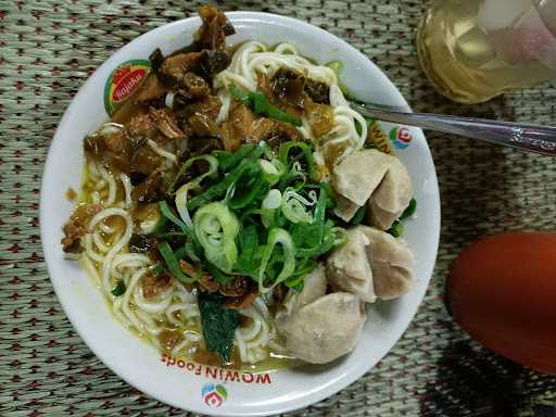 Mie Ayam & Bakso Ganesa 7