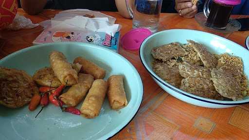 Nasi Pecel Soto Ayam Bu Giarti 2