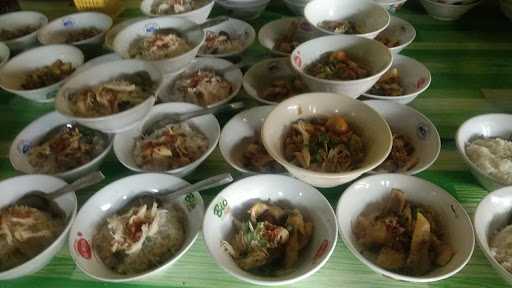 Sop Ayam Pak Slamet 6