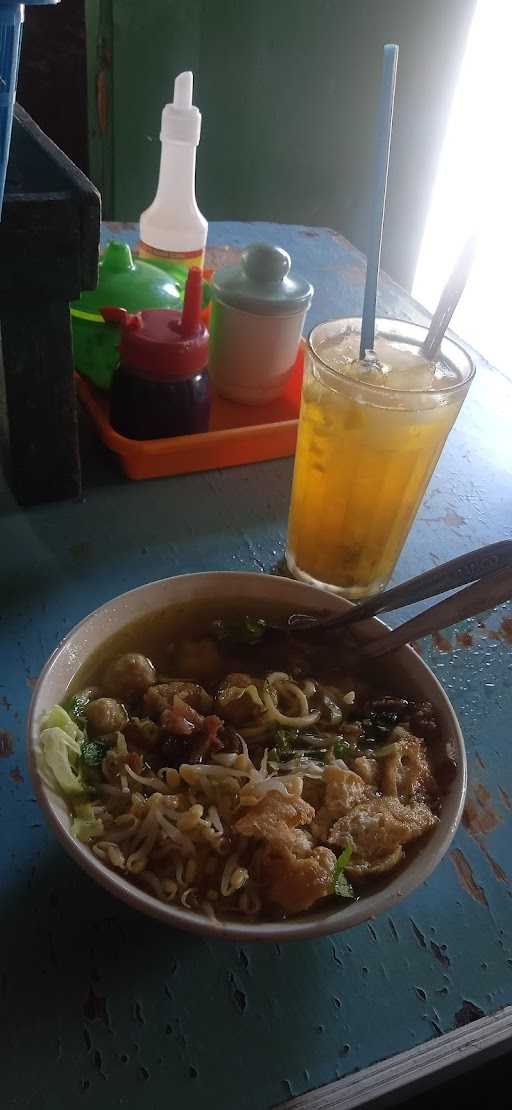 Soto & Mie Kopyok Bu Narti 10