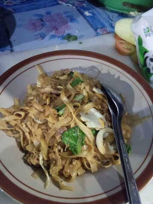 Warung Bakmi Bu Yatmi Sidorejo 8